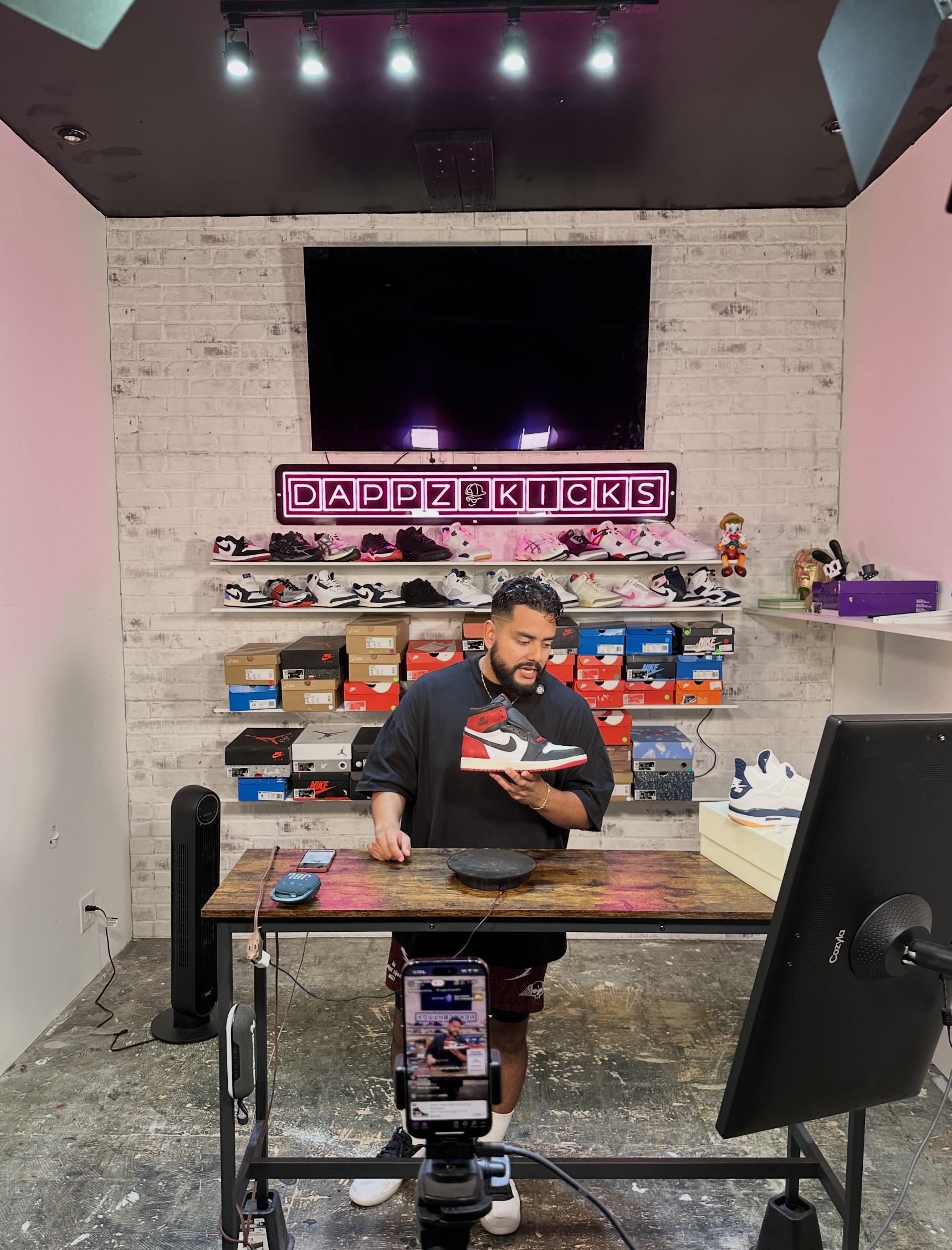 Set design Dappz Kicks