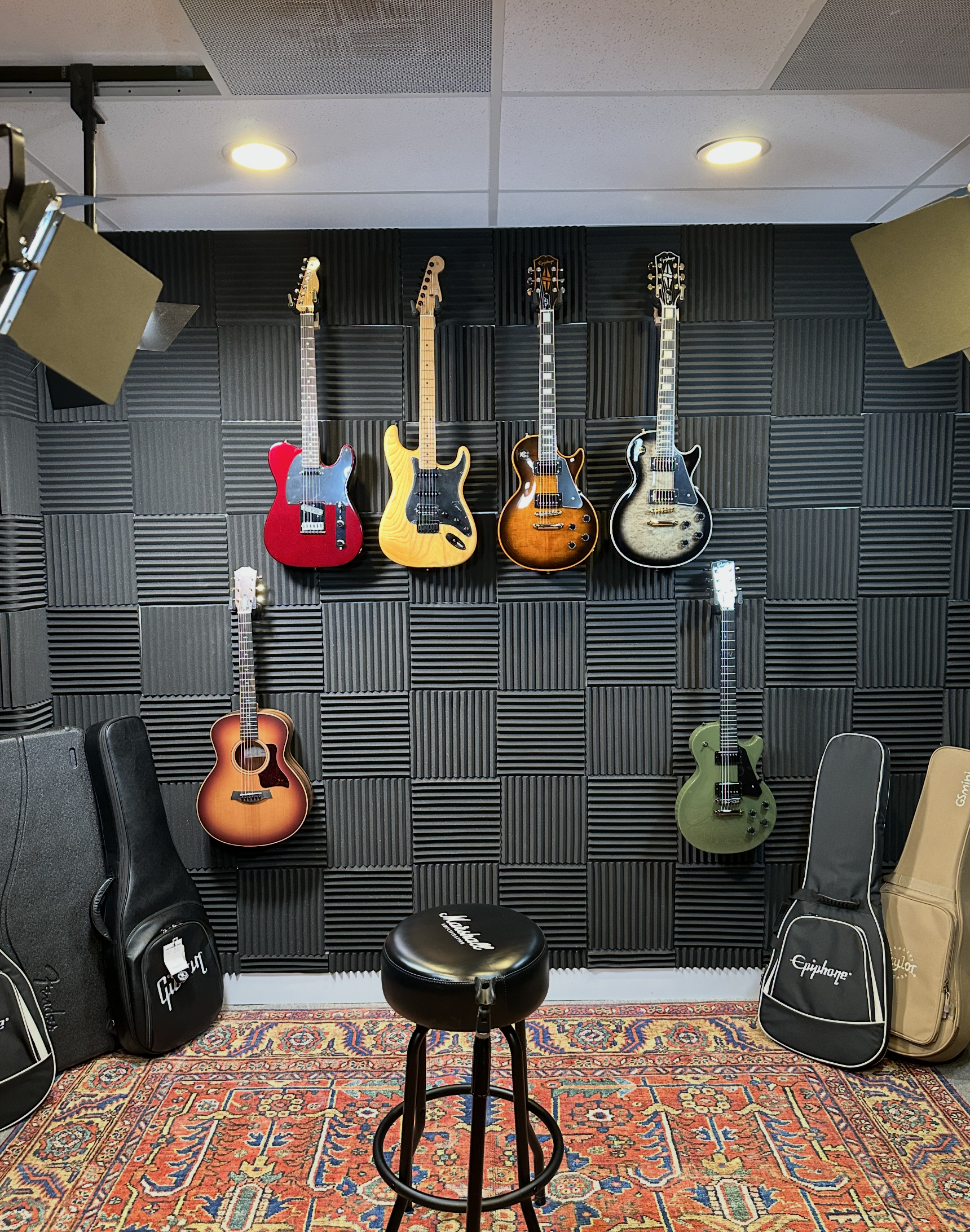 Set design Guitar Center